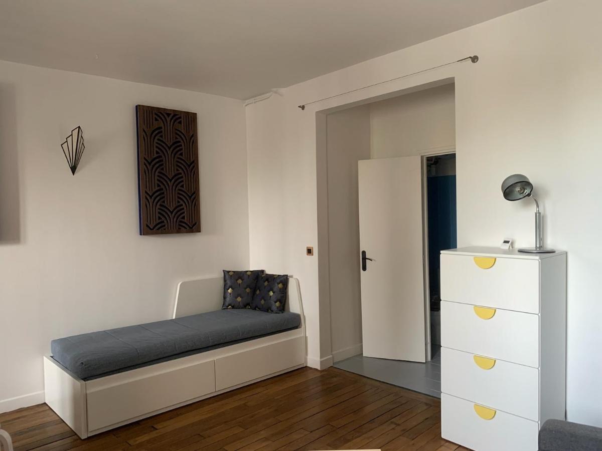 Studio Perfect For 2 Adults And 1 Kid, And Up To 2 Kids - Jourdain 20E, 25Mn To Louvre Via Line M11 París Exterior foto